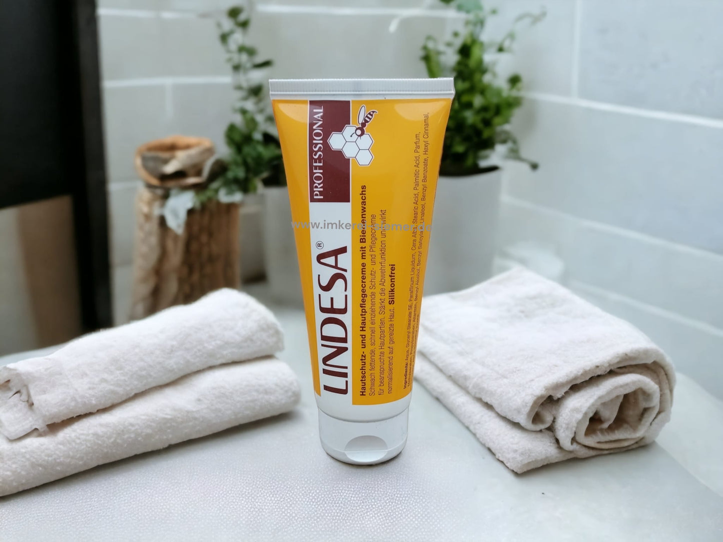 Lindesa Professional: Handpflegecreme mit Bienenwachs - Schützt und Pflegt