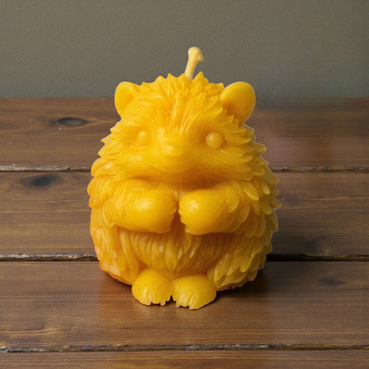 Igel-Kerze aus Bienenwachs